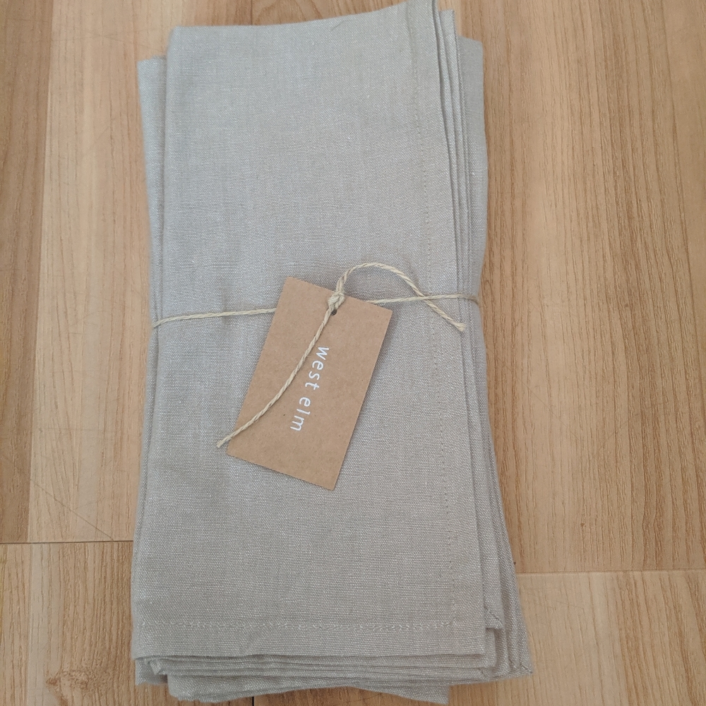 West Elm Cloth Napkin Set